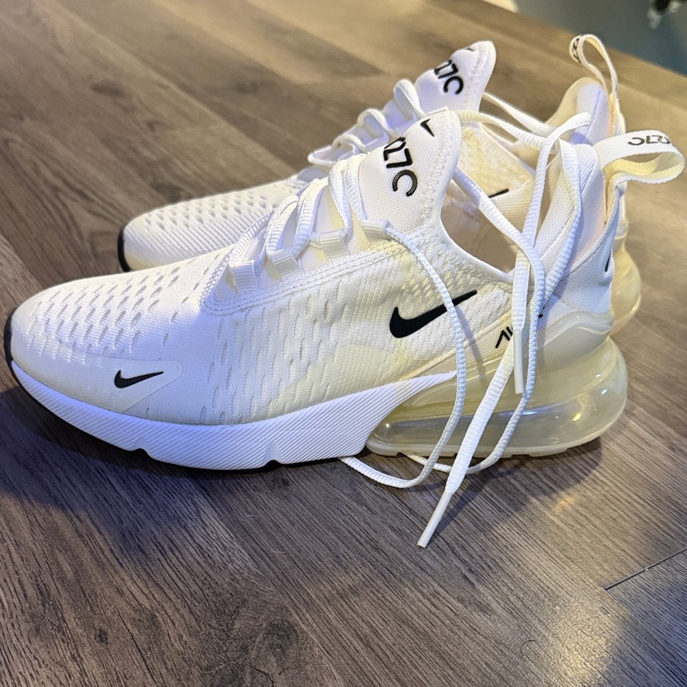 Nike Air Max 270 Sneaker